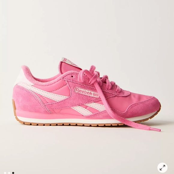 Reebok Classic AZ Sneakers - Picture 2 of 7